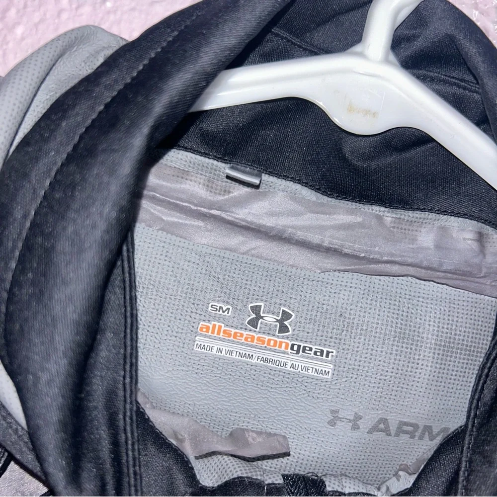 Under Armour Women’s Small Stormproof Cloudstrike Jacket - Picture 2 of 3